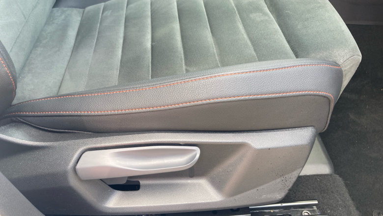 SEAT Arona 1.0 TSI 115 FR Sport 5dr Petrol Hatchback